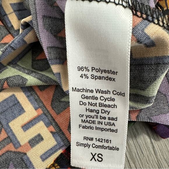 LuLaRoe Madison Black Multicolor Geometric Print Pleated A-Line Mini Skirt Sz XS - Picture 4 of 7